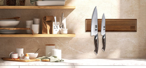 Nutabevr 30cm Porte Couteaux Aimanté, Magnétique pour Couteaux en Acier  Inoxydable, Porte-couteau magnétique pouvant être installé sans perçage,  pour couteaux de cuisine, couteaux à fruits, ciseaux : : Cuisine  et Maison