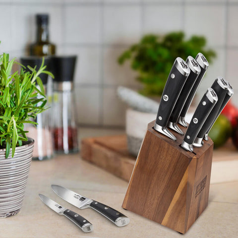 Set de 7 couteaux de cuisine avec support Set de 7 couteaux de cuisine avec support